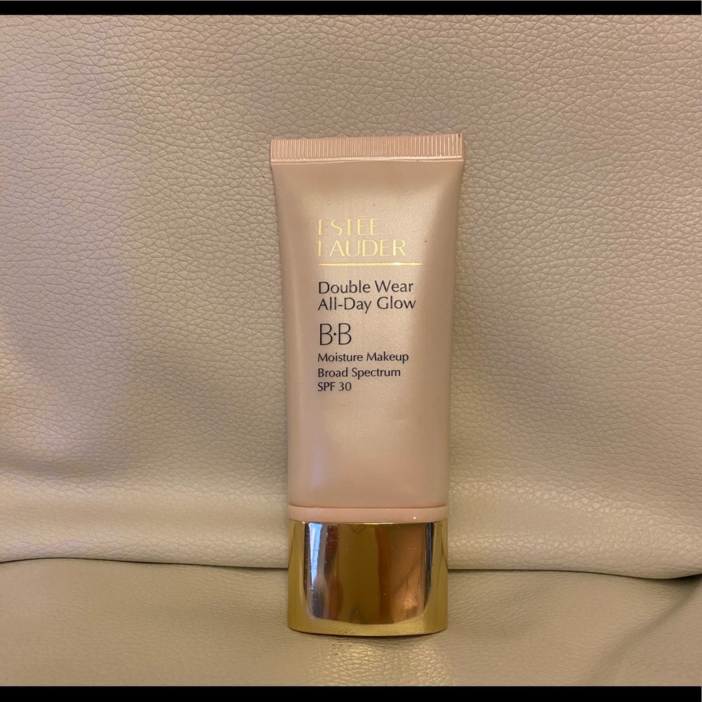 Estée Lauder 💯 Authentic